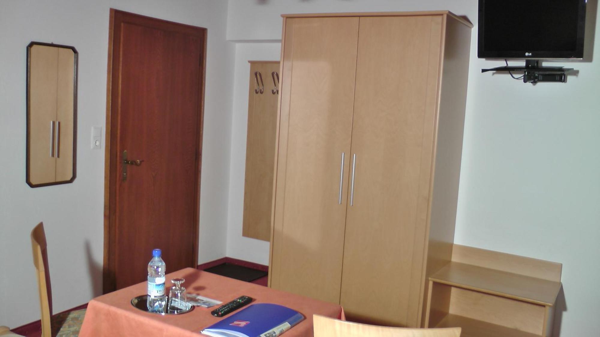 Landhaus Hofer Neustift im Stubaital Chambre photo