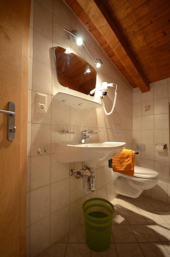 Landhaus Hofer Neustift im Stubaital Chambre photo